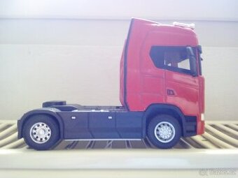 Tahač SCANIA S730