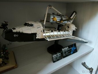 LEGO Icons 10283 NASA Raketoplán Discovery