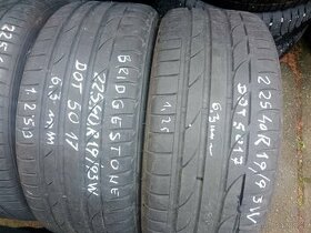 Bridgestone 225/40 R19