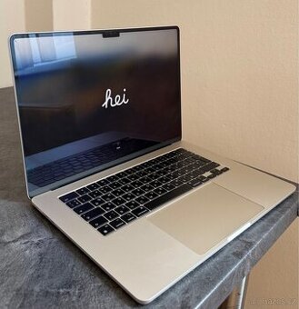 MacBook Air 15" M2, (8/256), Starlight