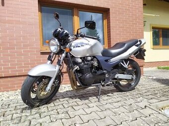 Kawasaki ZR7