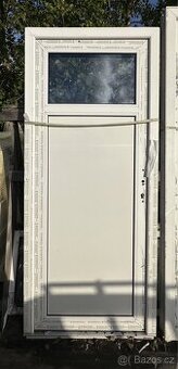 Dvere PVC  plné/prosklené, OTV,  dovnitř levé, 945/2080