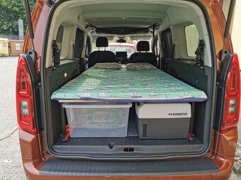 Spací kempingová vestavba - Berlingo, Combo, Rifter L2