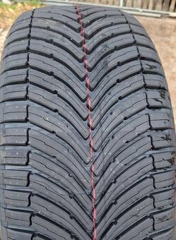 215/50r18 92w Bridgestone turanza allseaseon