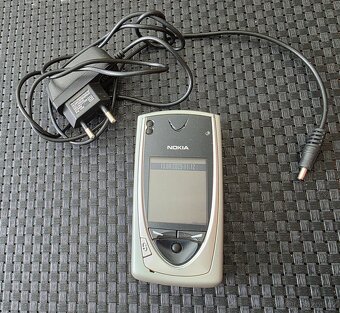 Nokia 7650 plně funkční, zánovní baterie - 1