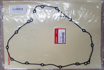 Honda CFR 1100- těsnění víka spojky