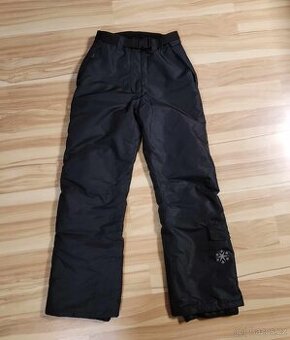 Dětské černé lyžařské kalhoty Crivit 146/152