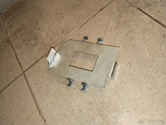 Držák,podstavec baterie , Dněpr Ural,m72