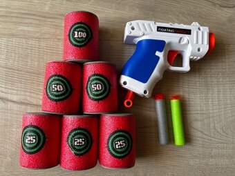 Pistole a pěnové terče