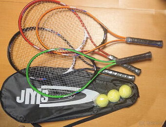 Tenisový set 4x raketa 3x míček pouzdro - nový , nepoužitý