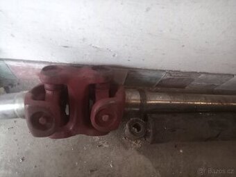 Tatra 148 přední kloubový hřídel