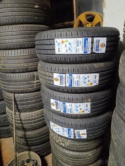 215/60 R17 96V Sailun