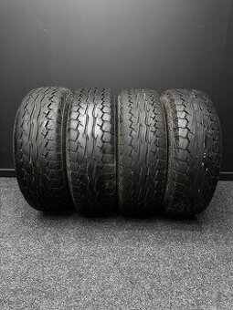 Sada pneu Falken 235/75/15 104/101S