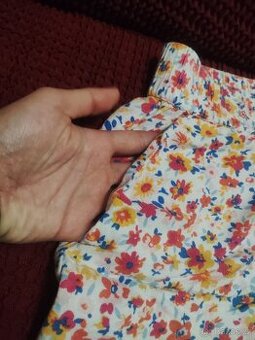 Lehké květované kraťasy