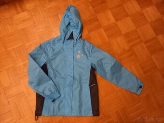 Nepromokavá bunda do deště/větrovka velikost 134/140