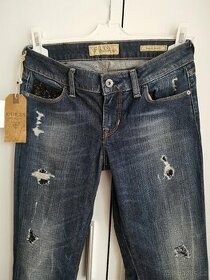 Dámské jeans zn. GUESS