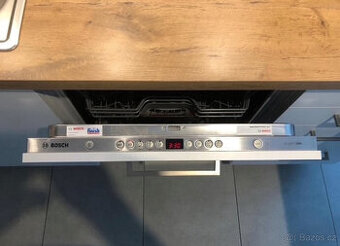 Integrovaná myčka nádobí bosch