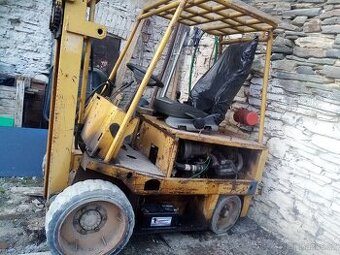 Vysokozdvizny vozík