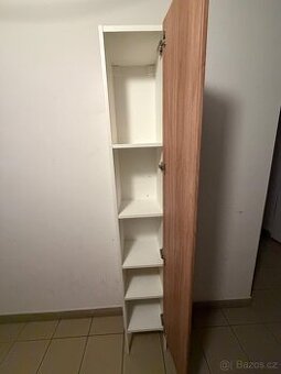 Vysoká police do koupelny ENHET