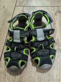 Sandály a tenisky vel. 32