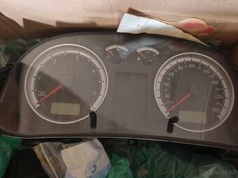 Budíky Octavia rs, vw golf IV sport bez dotu.