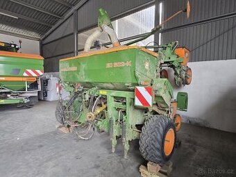 Sečka na kukuřici Amazone Ed 602 k 8 řádek