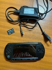 PSP 1004 Street Black + Adaptér + 2GB SD - 1