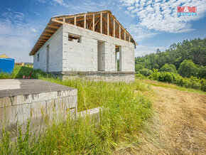 Prodej rodinného domu - hrubá stavba, 110 m², Bílkovice