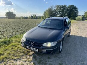 Prodám Opel Omega 2.5 i platí do smazání