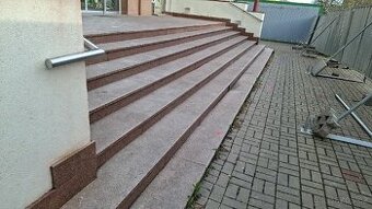 Růžová  Liberecká žula obklad a schody