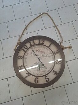 Nástěnné hodiny - vintage, železné,