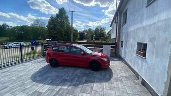 Hyundai i30 CW, registr. 10/2012, 1.6, 93 kW, benzín