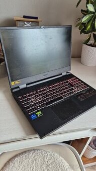 Acer Nitro 5 RTX 4060