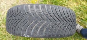 Zimní HANKOOK Winter I Concept RS3 215/55/17 98V