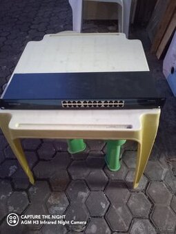 Switch Rackový Edimax ES-3124 - 1