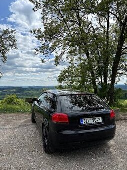Audi A3 Sportback 1.6 MPI 75 kW, černá metalíza