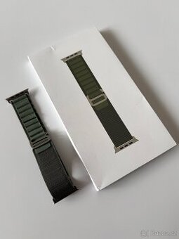 Řemínek Apple Watch Alpský tah / 49 mm / tmavě zelený / “M”