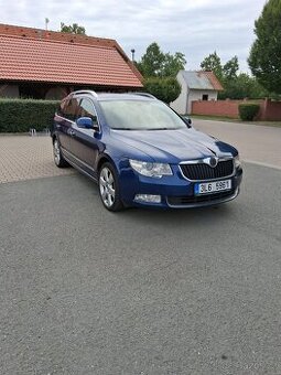 Škoda Superb Kombi 3.6FSI 4X4 191kw Koupeno v ČR
