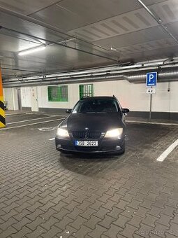 Bmw e91 318d 105 kW combi - 1