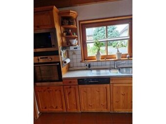 Venkovská kuchyněz masivu s vestavěnými spotřebiči,5399