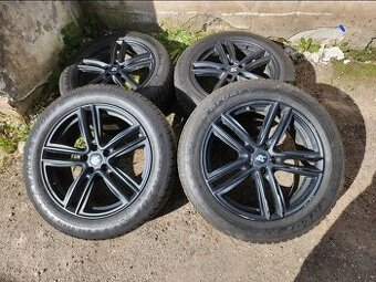 zimní Prodám kompletní sadu pro vozy Jaguar