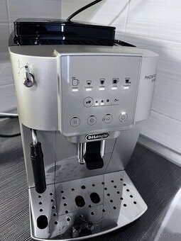 DeLonghi Magnifica Start – plně automatický kávovar