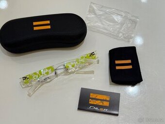 Dílem vrtaná nová obruba + originální pouzdro  NOVÁ