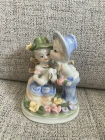 Porcelánová soška