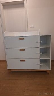 Přebalovací komoda Möbelix