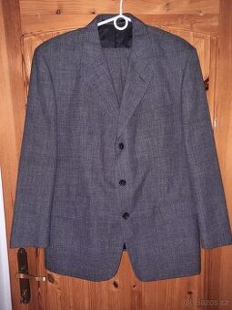 Pánský oblek 44S