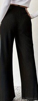 hezké nové teplé úpletové kalhoty