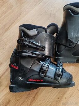 Lyžáky Nordica