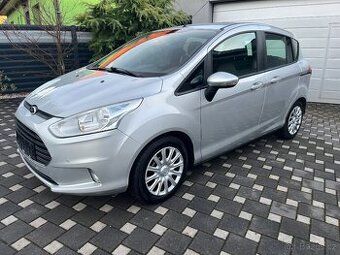 Ford B-max 1.0 74 kw - velká výbava - nová STK