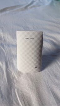 TP-LINK AC750 Wi-Fi Range Extender